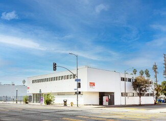 Los Angeles, CA Office/Retail - 543 N Fairfax Ave