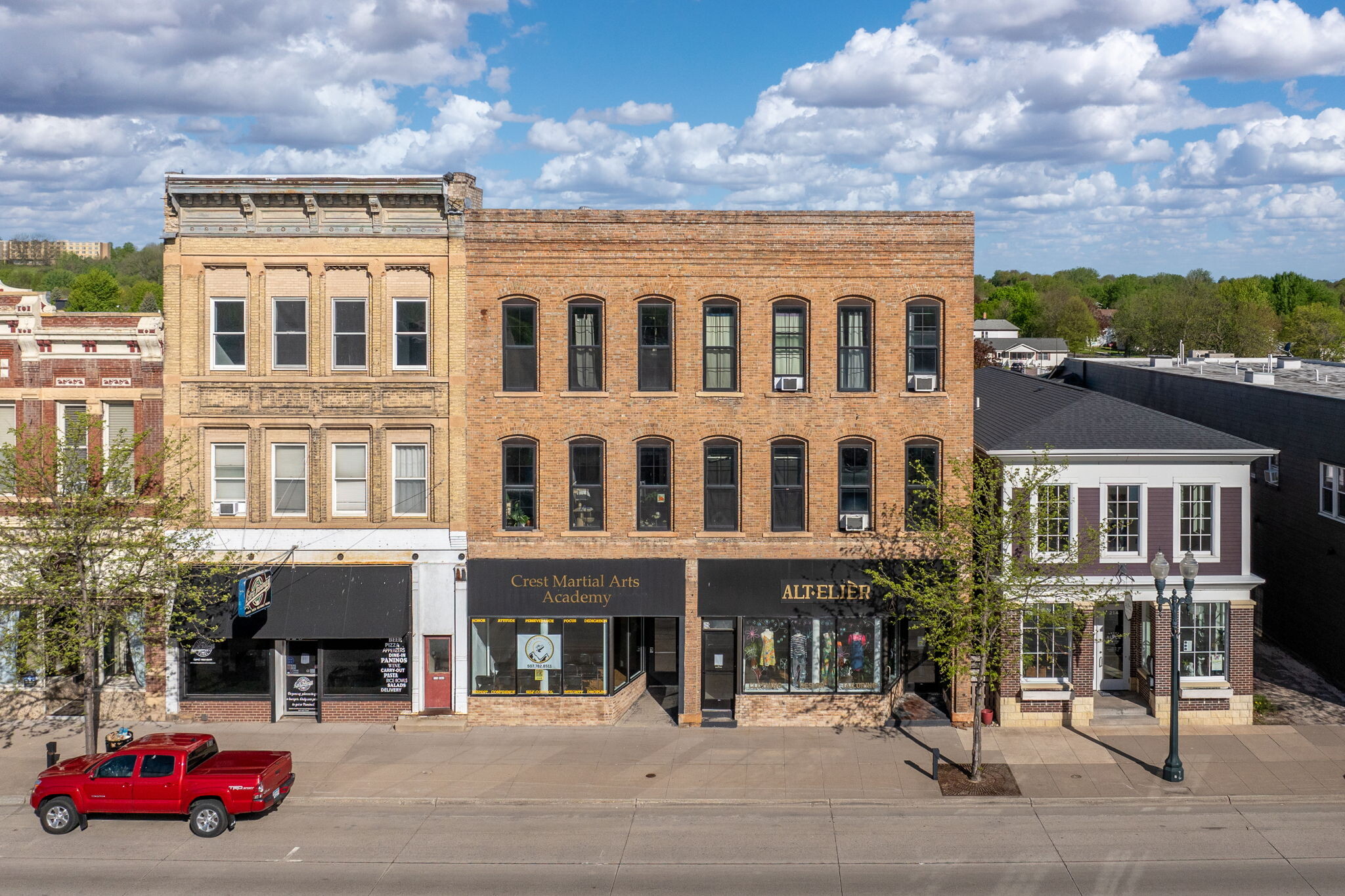 216-218 S Minnesota Ave, Saint Peter, MN for Sale