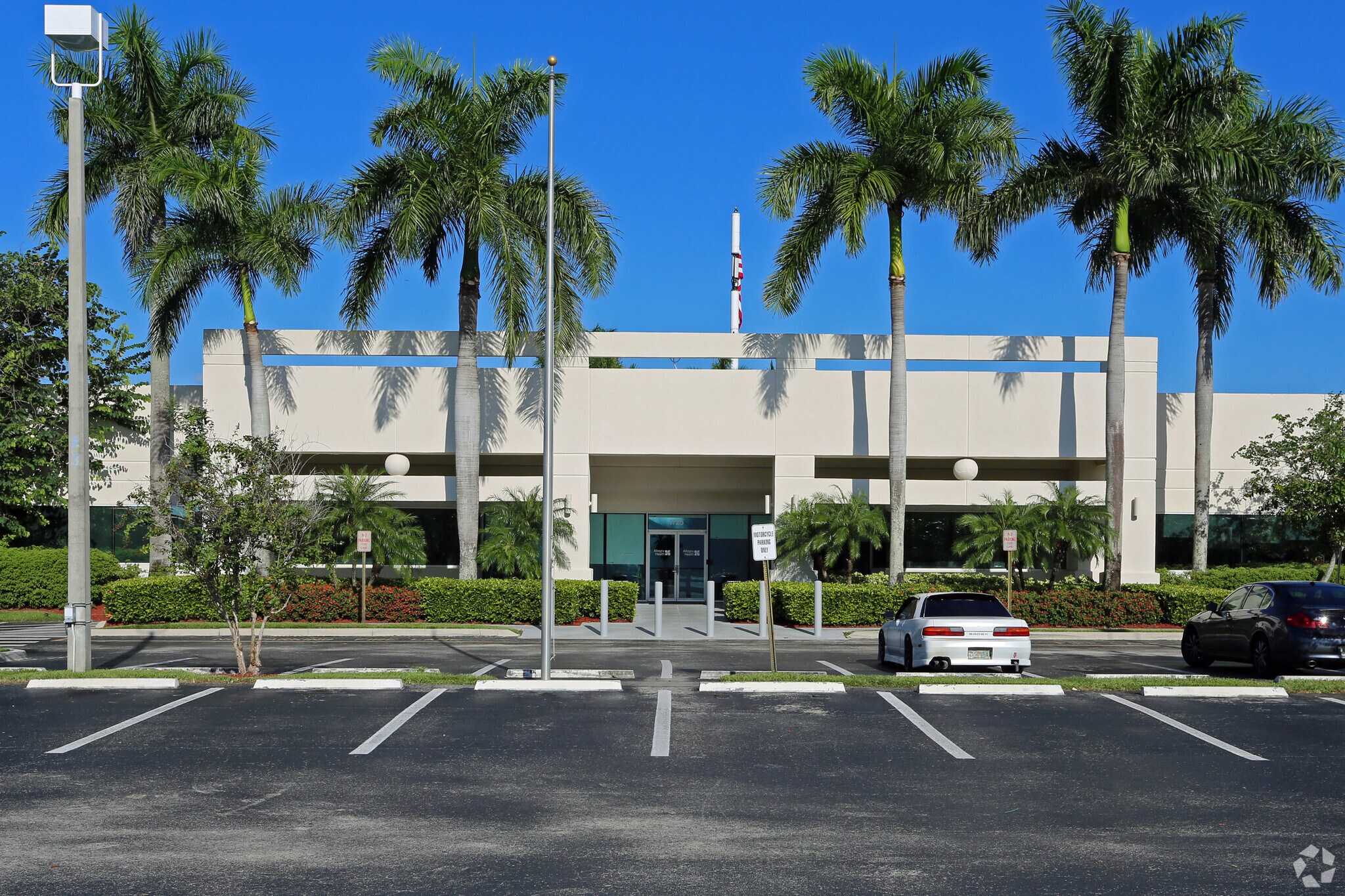 1725 N Commerce Pky, Weston, FL for Rent