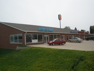 Maquoketa, IA Storefront Retail/Office - 101 Westgate Dr