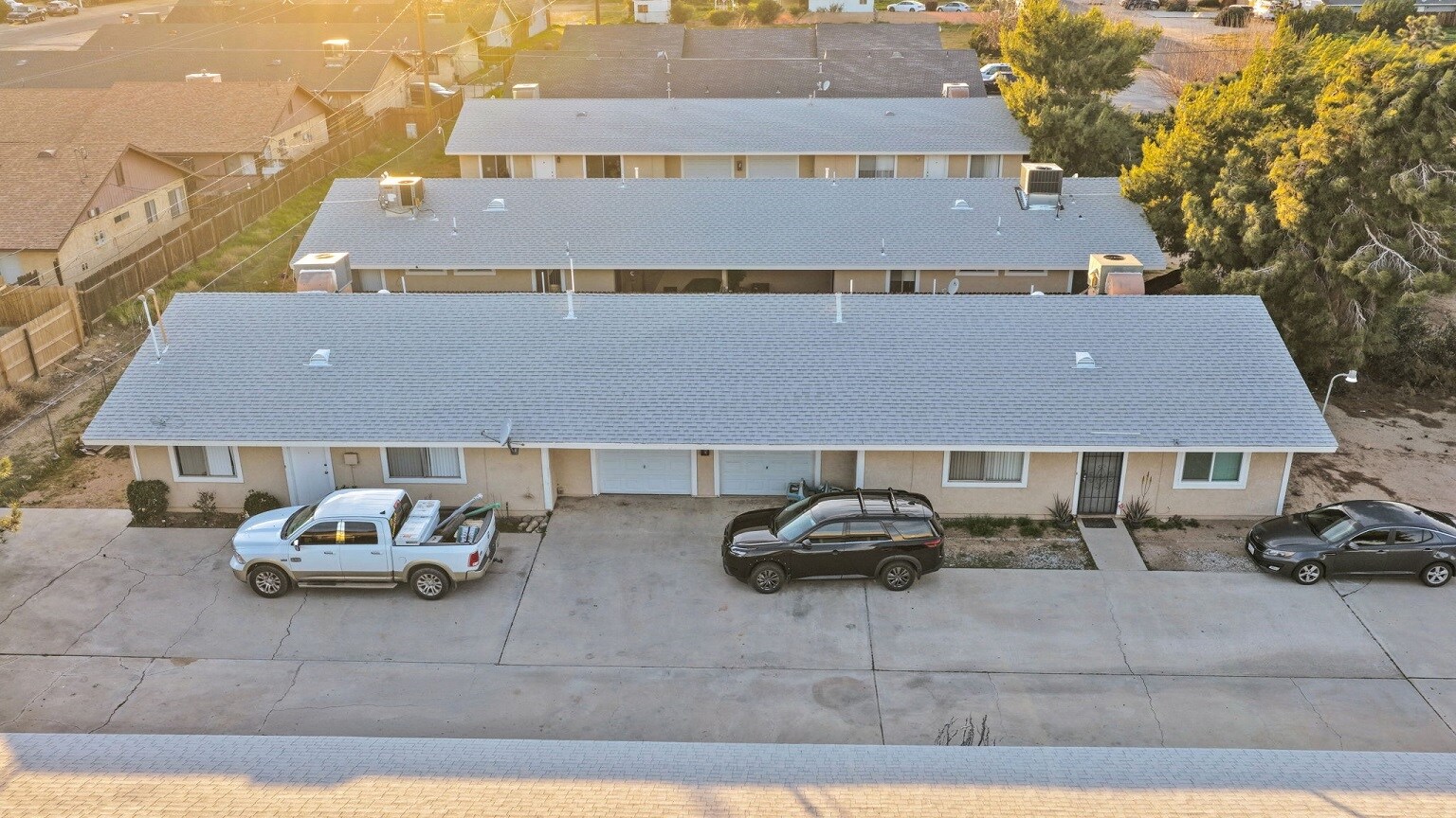 14025 Spruce St, Hesperia, CA for Sale