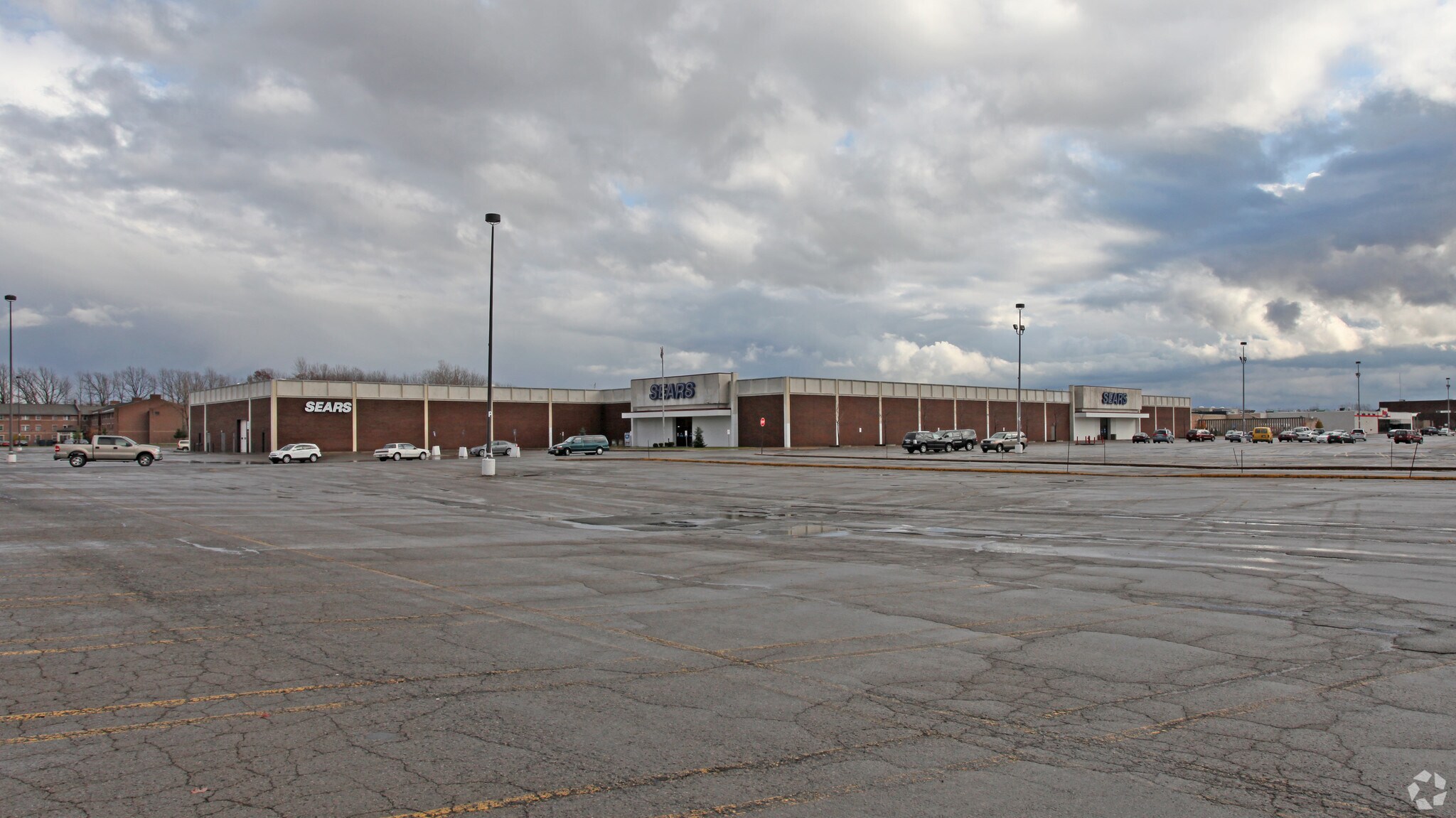 6929 Williams Rd, Niagara Falls, NY for Rent