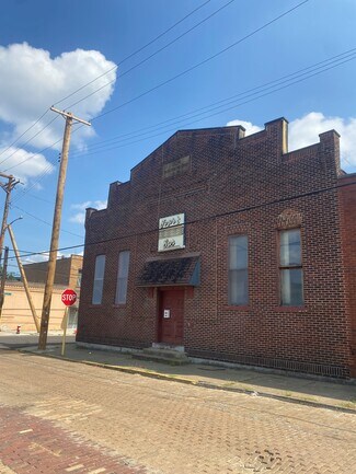 Mc Kees Rocks, PA undefined - 400 Shingiss St