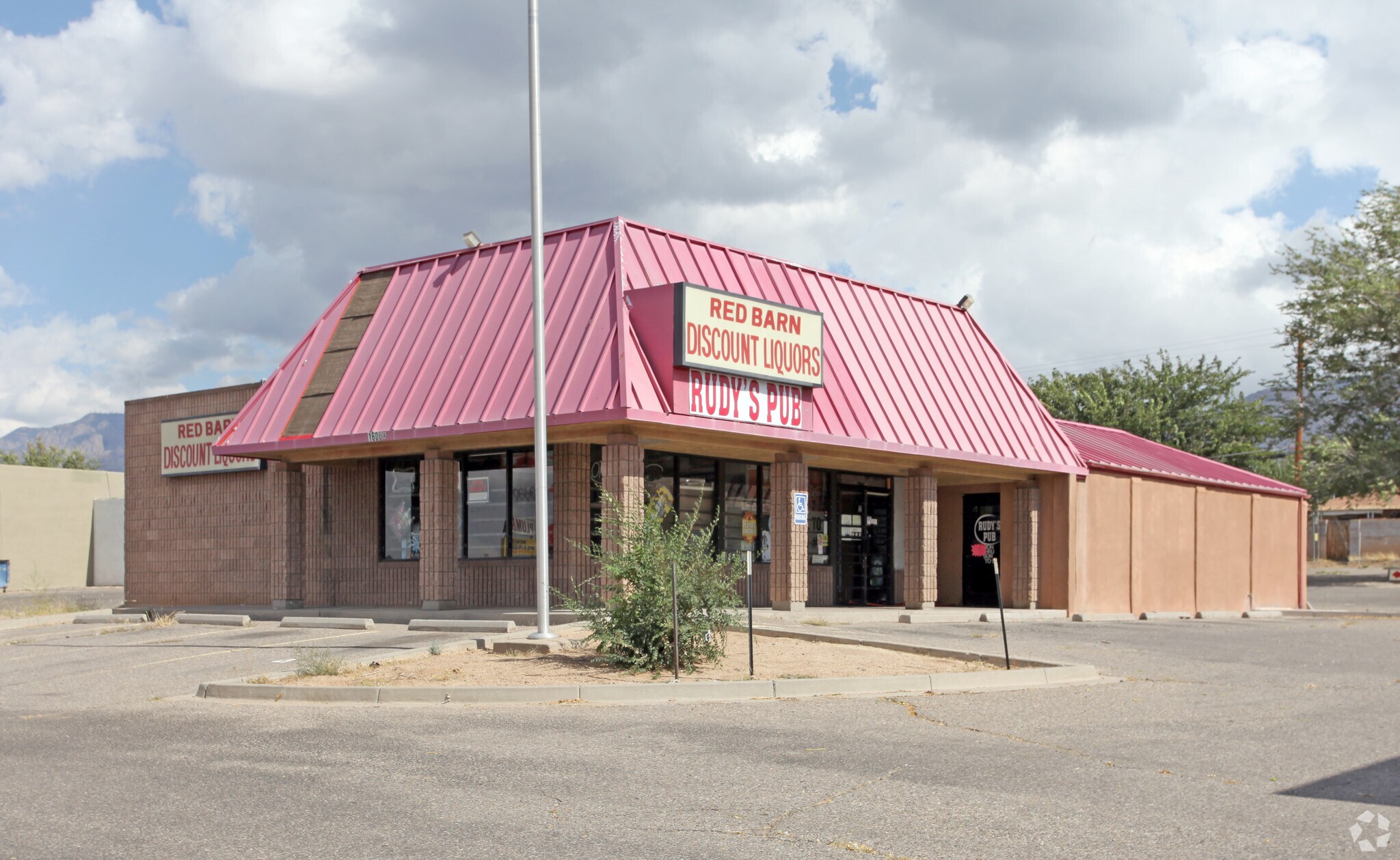1608 Eubank Blvd NE Albuquerque, NM 87112 Retail Property for Lease on