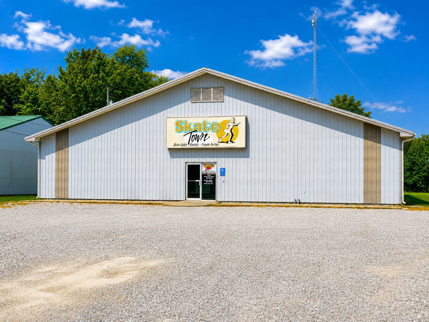 3220 S Hwy 32, El Dorado Springs, MO for Sale