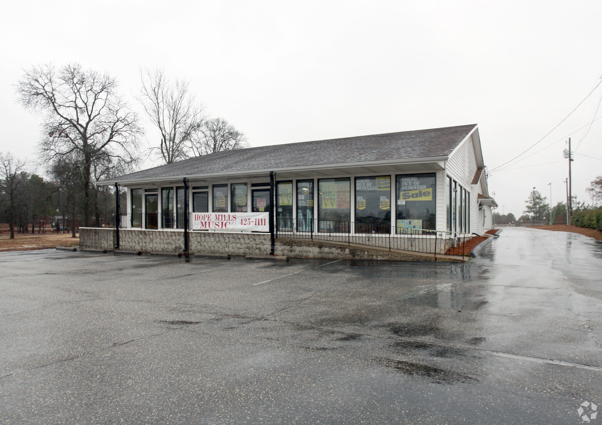 3320 N Main St Hope Mills, NC 28348 Retail Property for Lease on