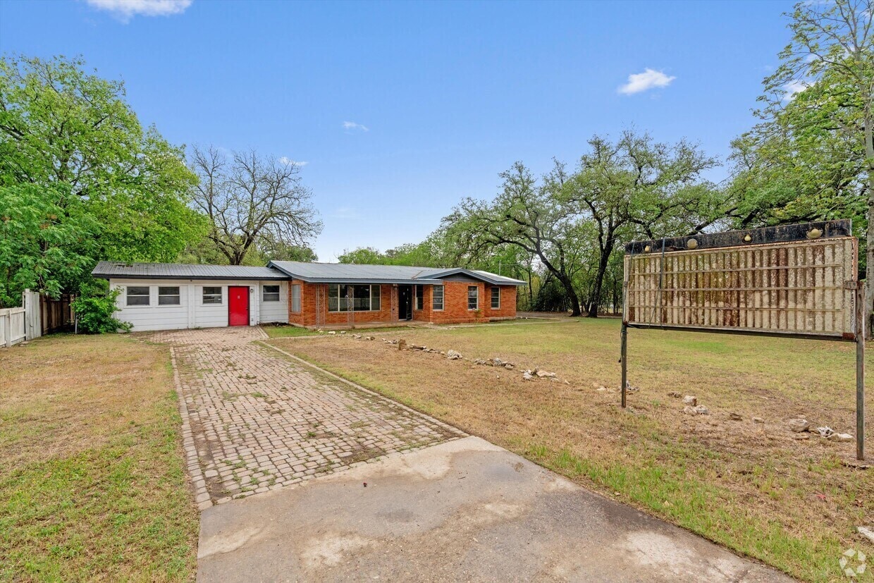 10205 Old Manchaca Rd, Austin, TX for Rent