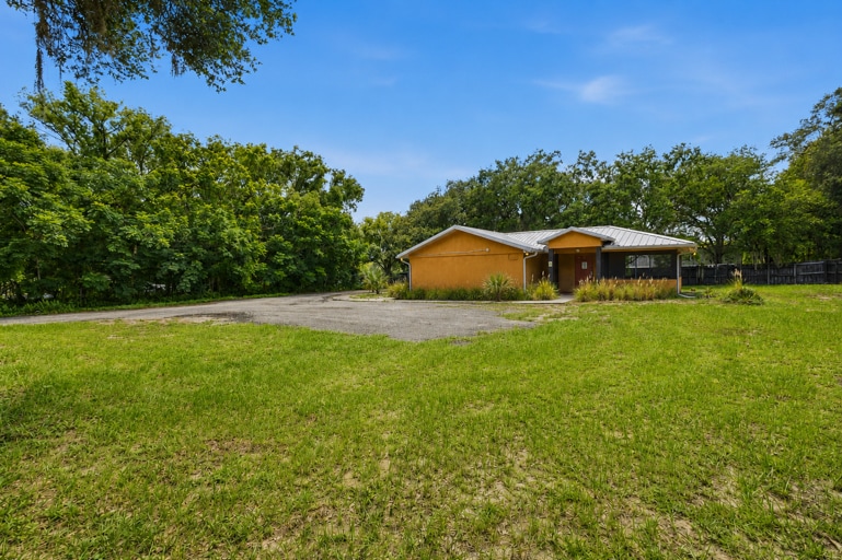2250 N Volusia Ave, Orange City, FL for Sale
