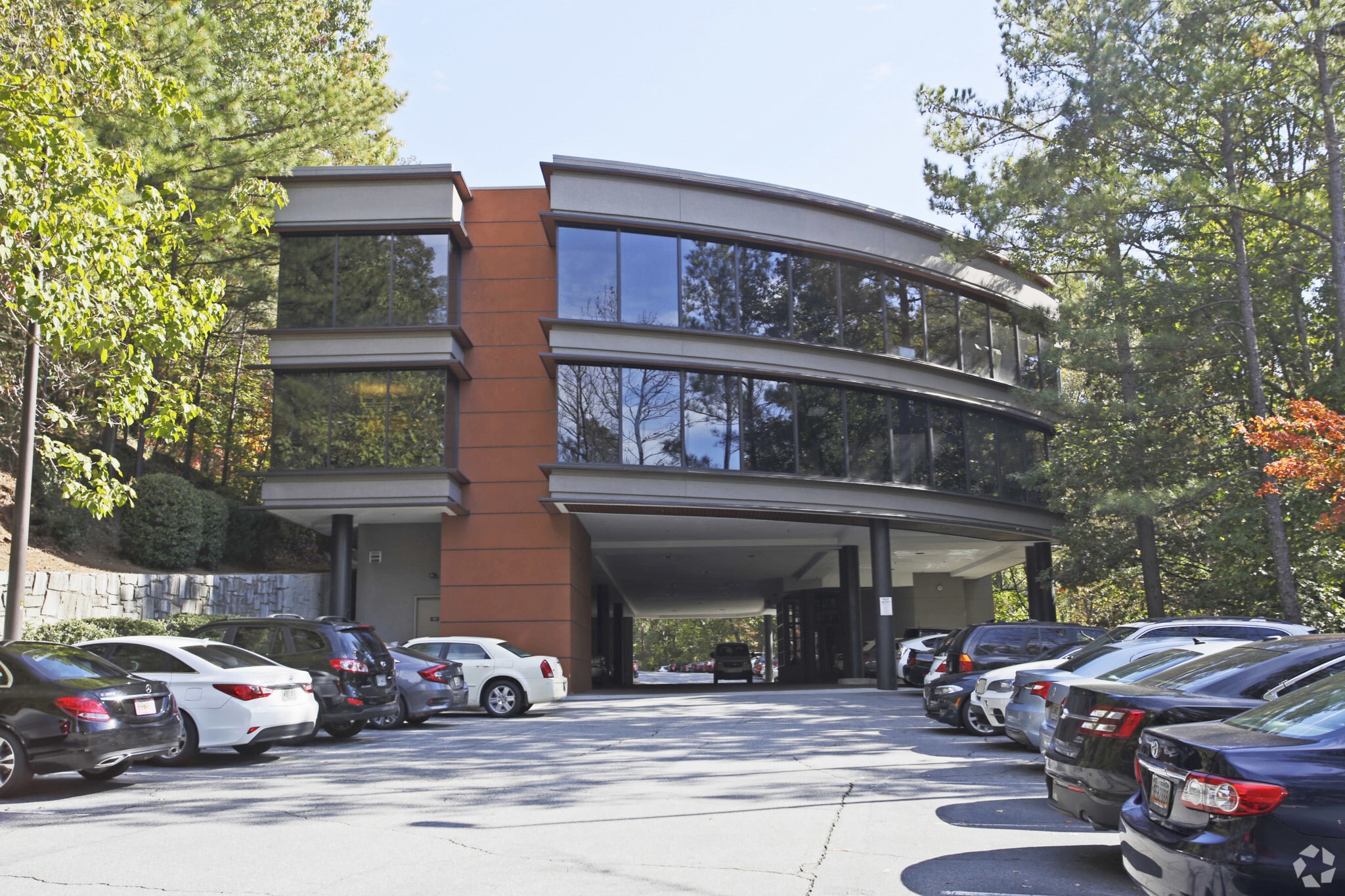 5755 Dupree Dr NW, Atlanta, GA for Rent