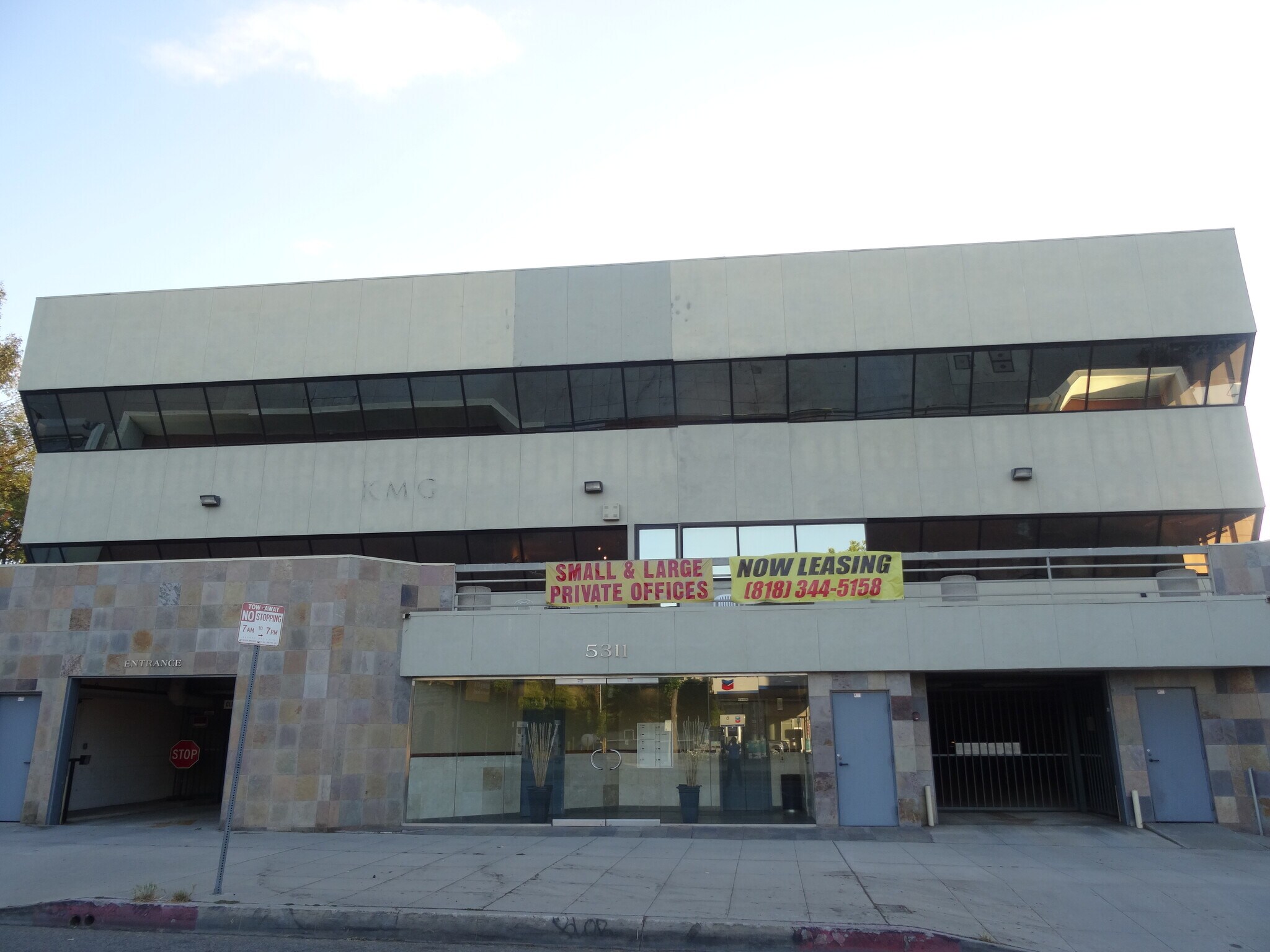 5311 Topanga Canyon Blvd, Woodland Hills, CA for Rent