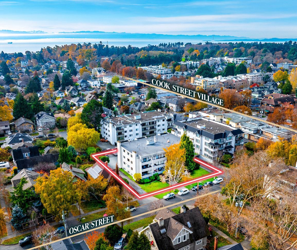 1125 Oscar St, Victoria, BC for Sale