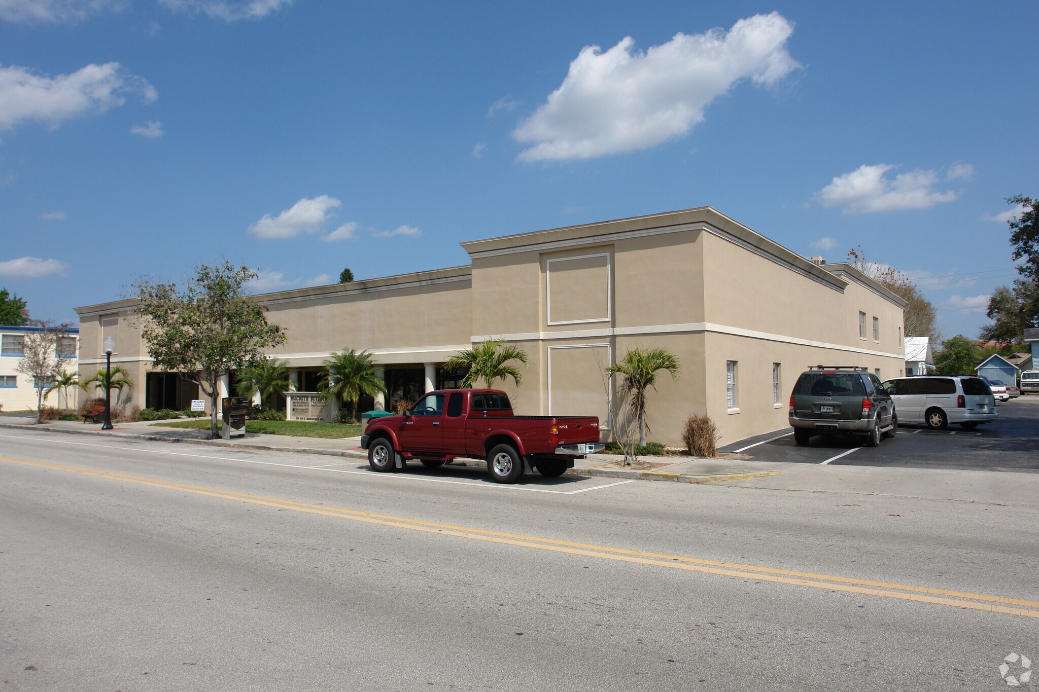 220-238 Commerce Ave, Sebring, FL for Rent