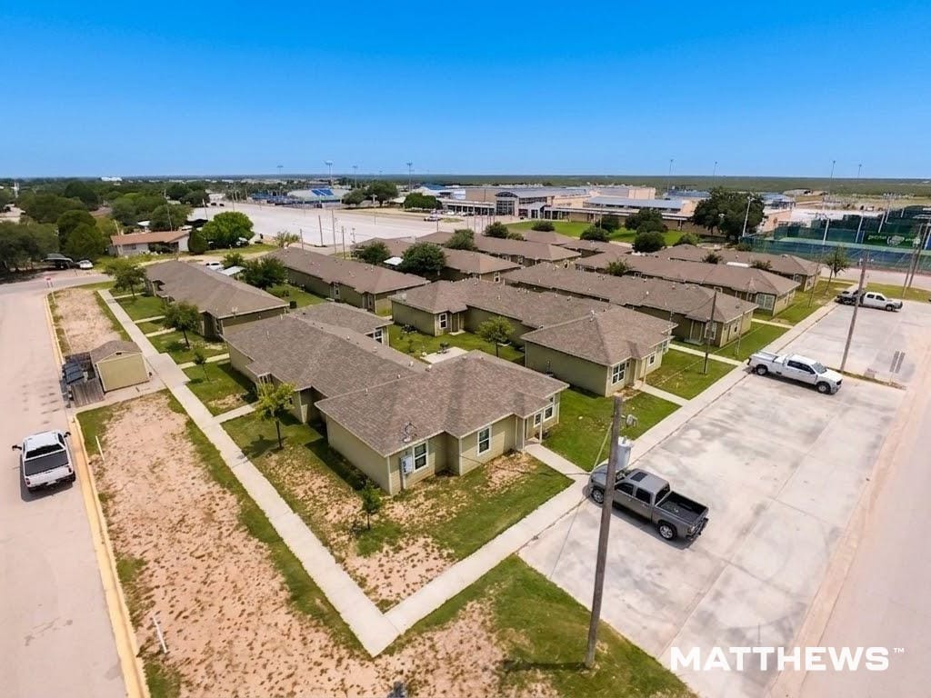 1306 E 12th St, Big Lake, TX for Sale