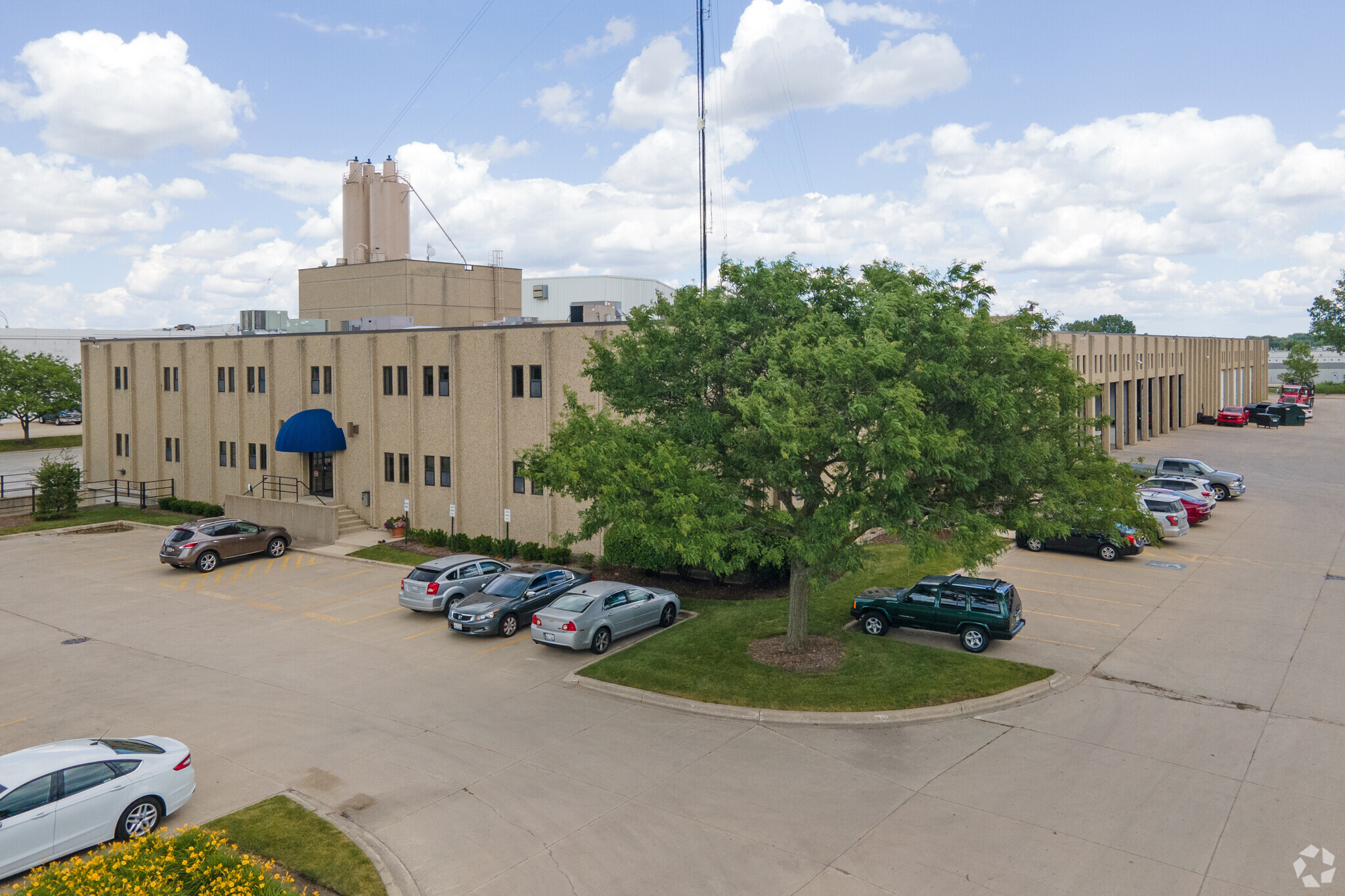 1805 High Grove Ln, Naperville, IL for Rent