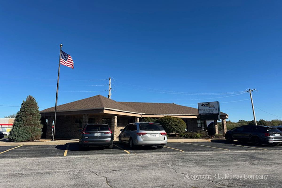 1136 W Jackson St, Ozark, MO for Sale