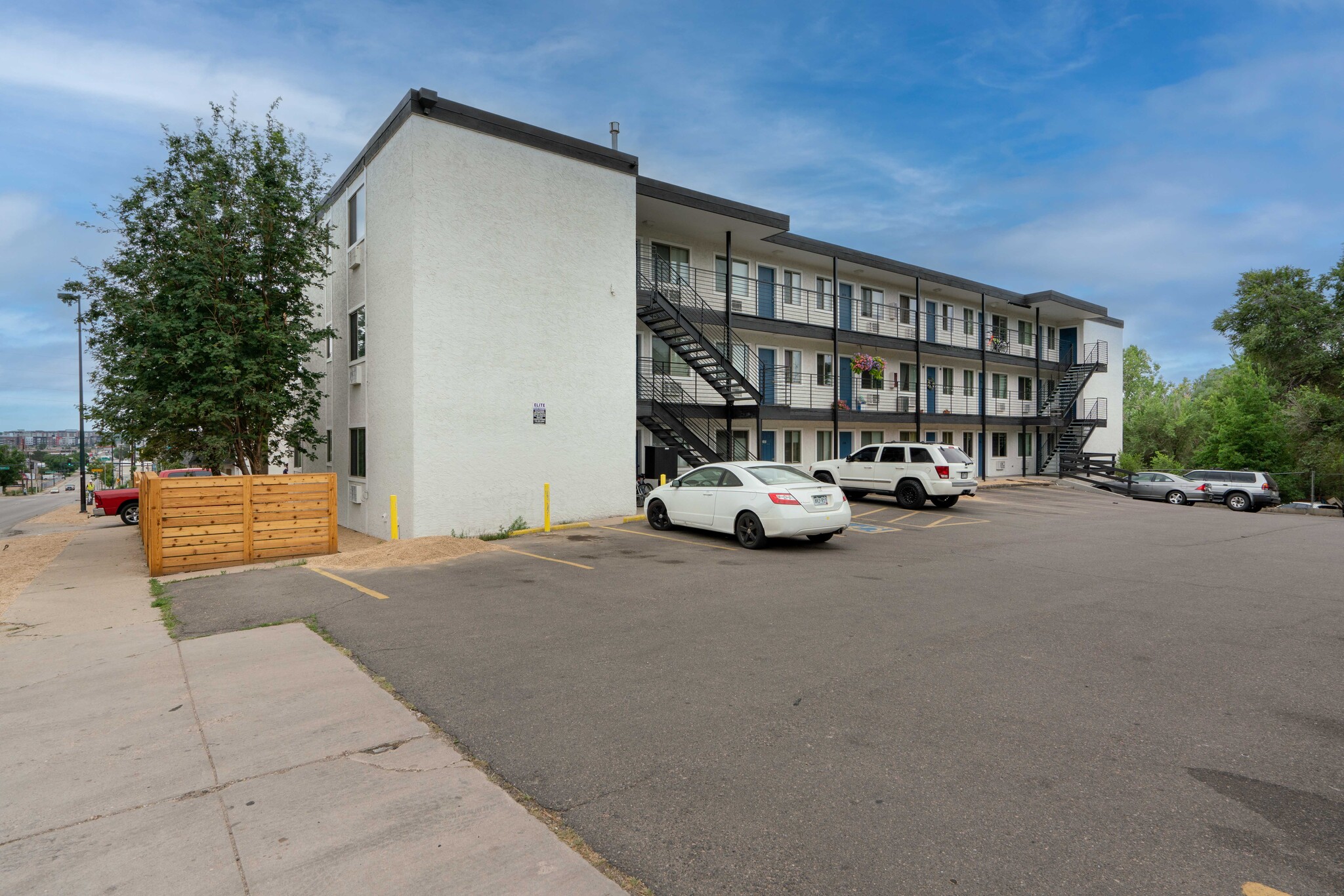 1380 W Mississippi Ave, Denver, CO for Sale