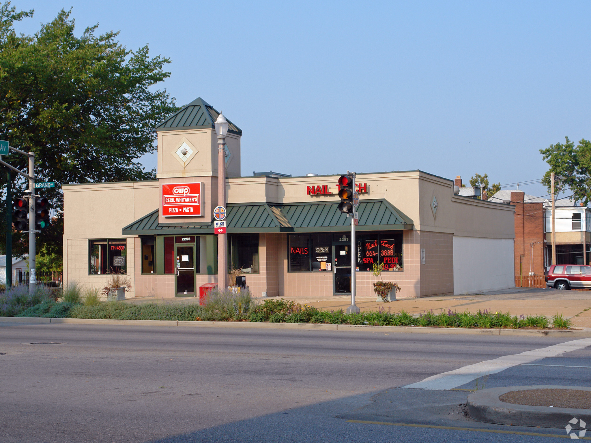 2245-2247 S Grand Blvd, Saint Louis, MO for Rent