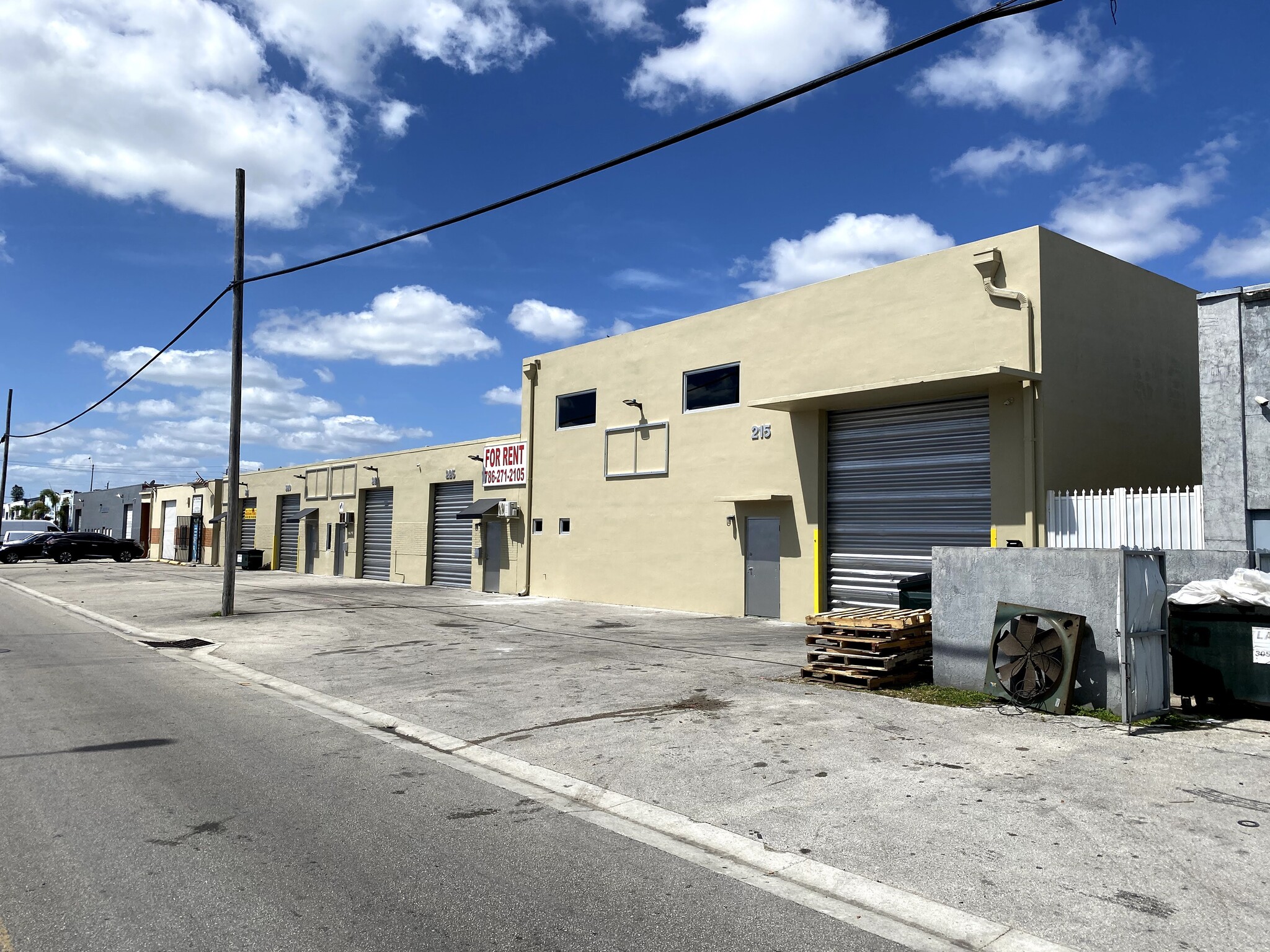 225-231 W 23rd St, Hialeah, FL for Rent