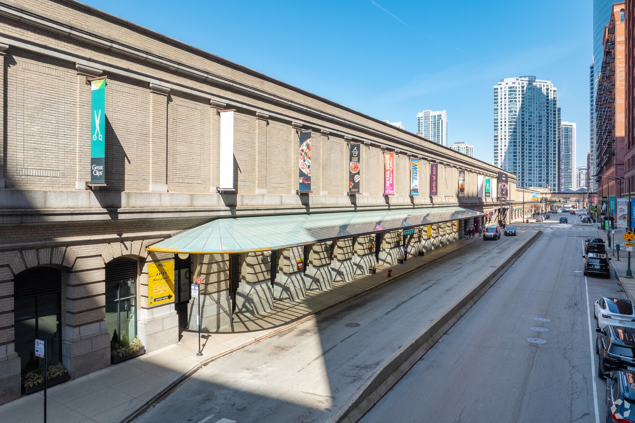 100-118 N Canal St, Chicago, IL for Rent