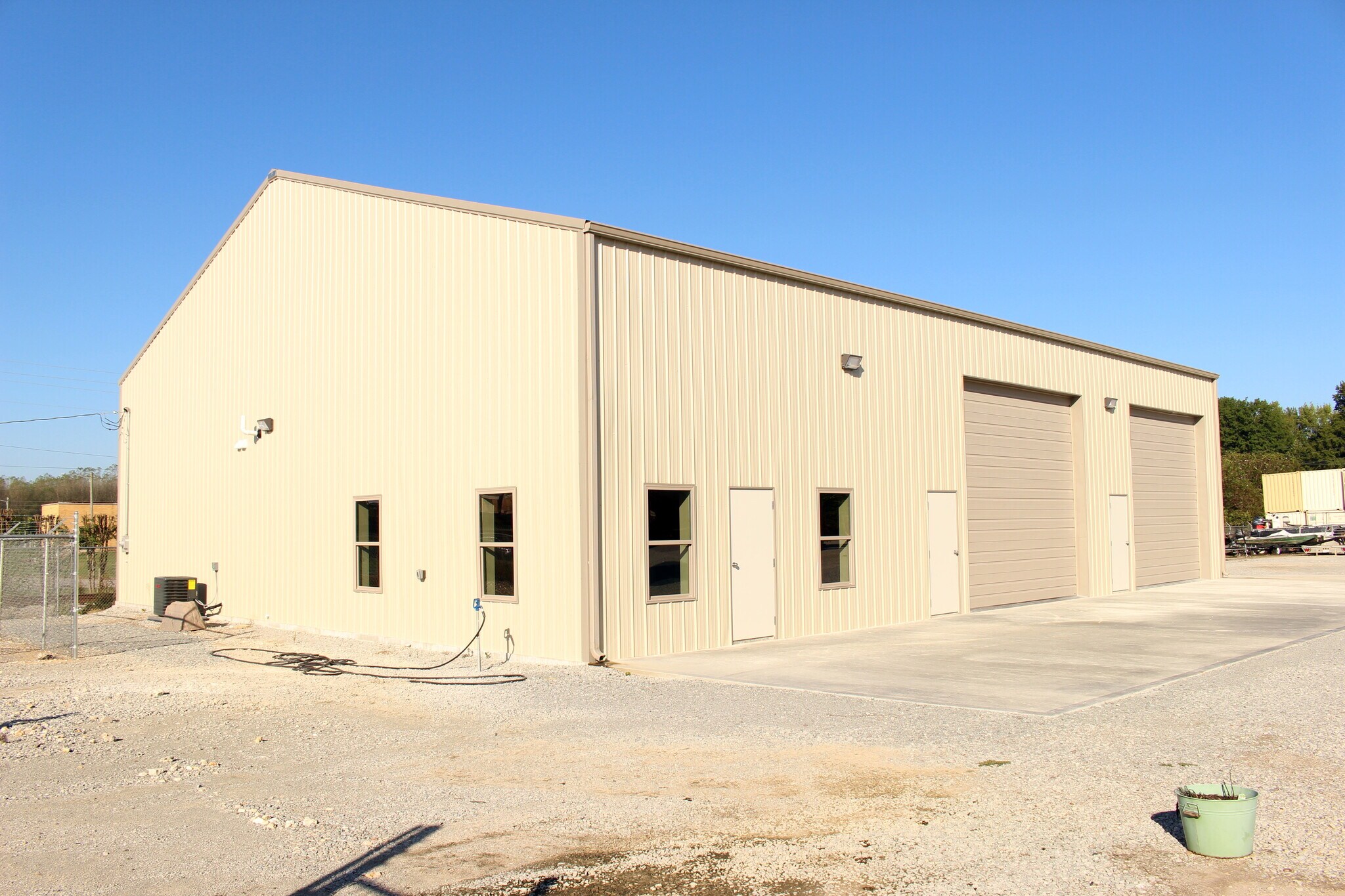 145 Miller Ave Jackson, TN 38305 Industrial Property for Lease on