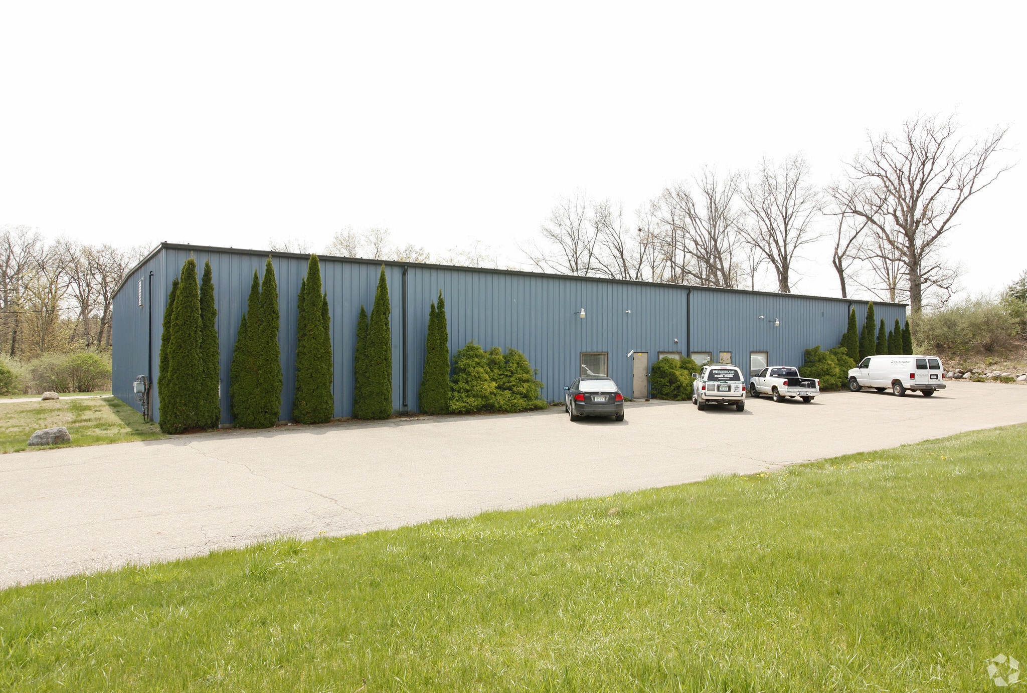 8196-8198 Boardwalk Dr, Brighton, MI for Rent
