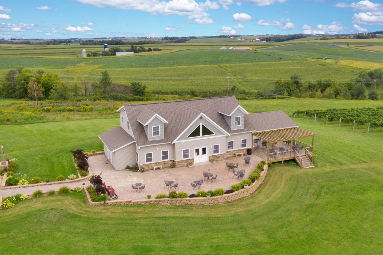 S3426 Peterson Ln, Viroqua, WI for Sale