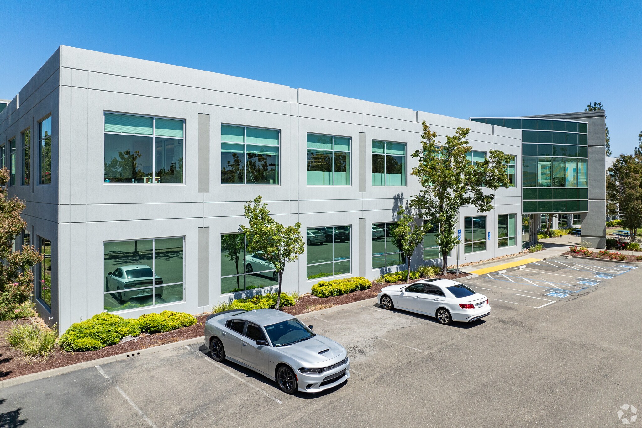 3750 Westwind Blvd, Santa Rosa, CA for Rent