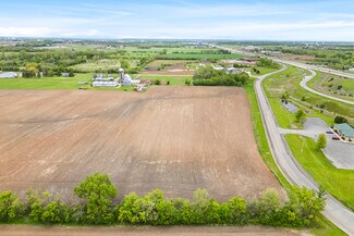 Oshkosh, WI Commercial Land - 1600 Planeview Dr