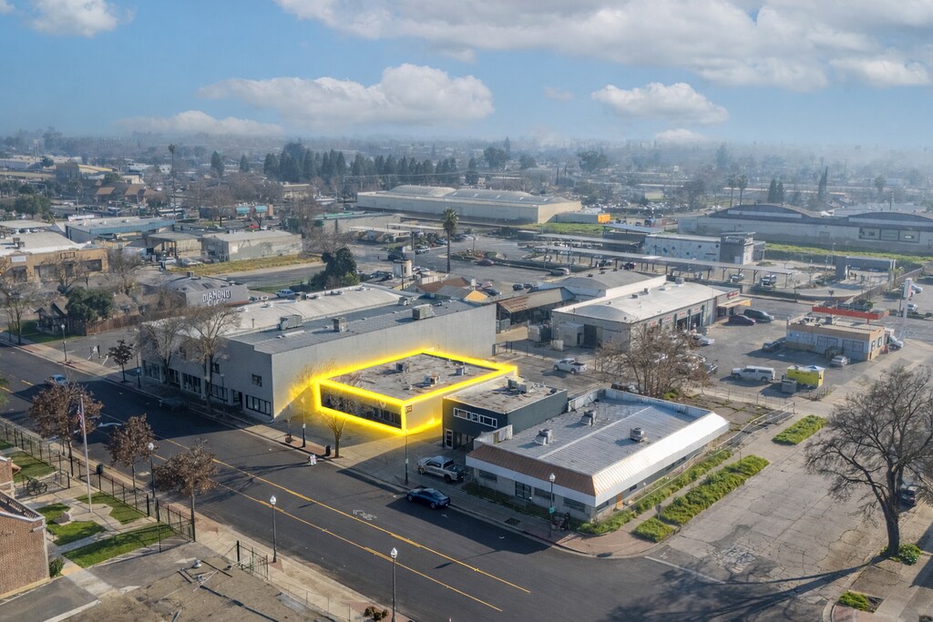 942-946 W Main St, Merced, CA for Sale