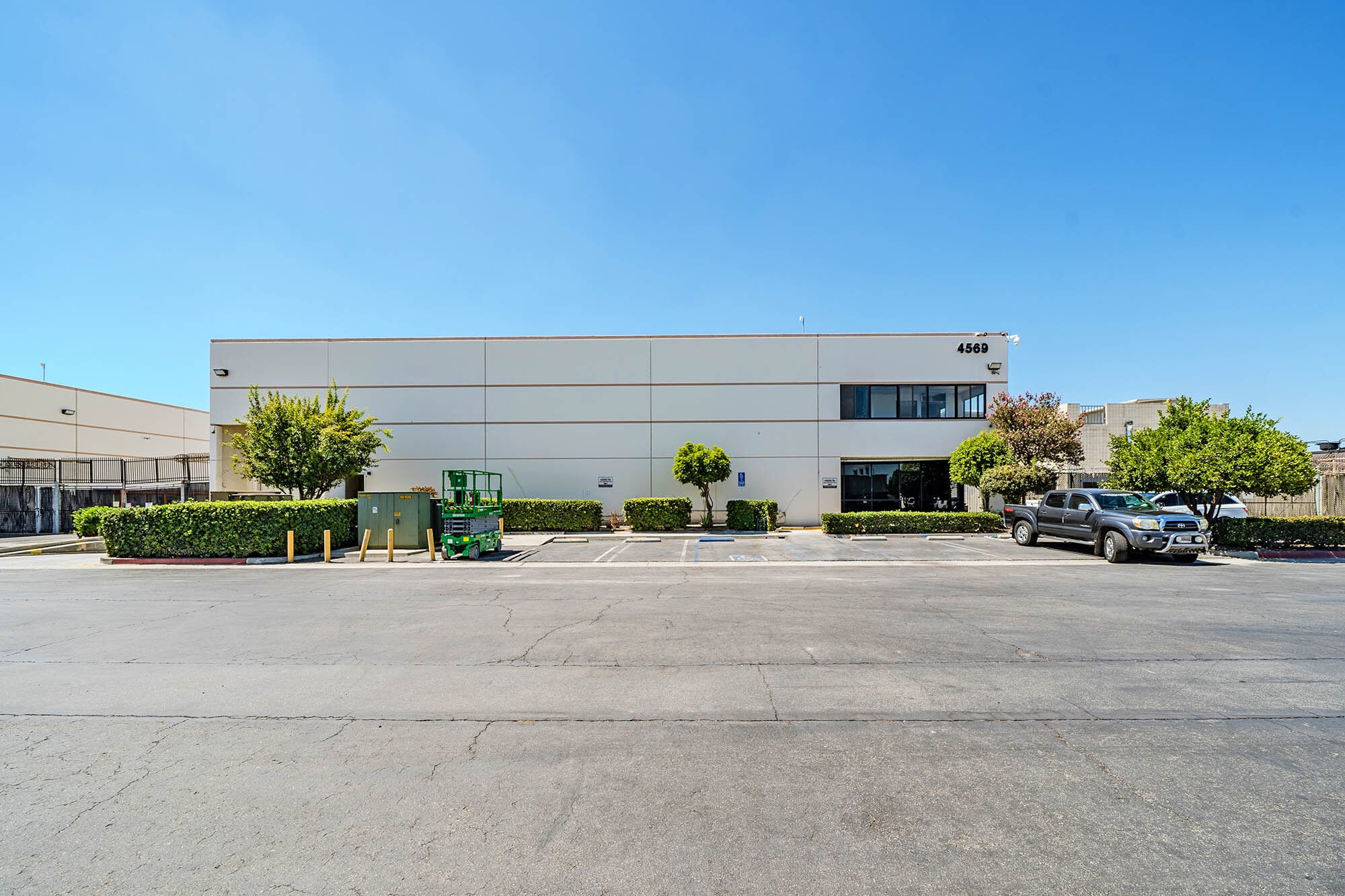 4569 Firestone Blvd, South Gate, CA for Sale