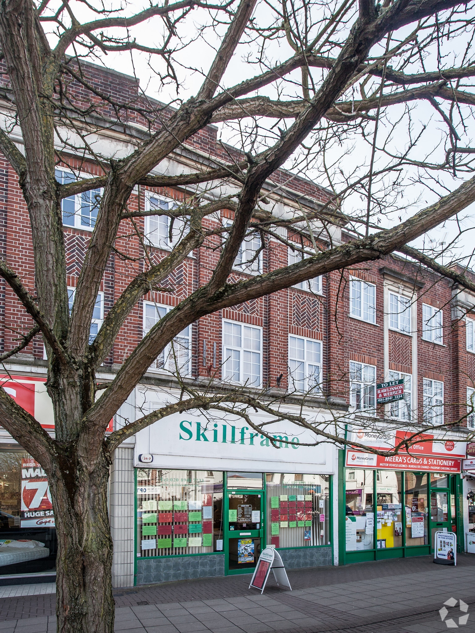 138 Walton Rd, East Molesey, SRY for Rent