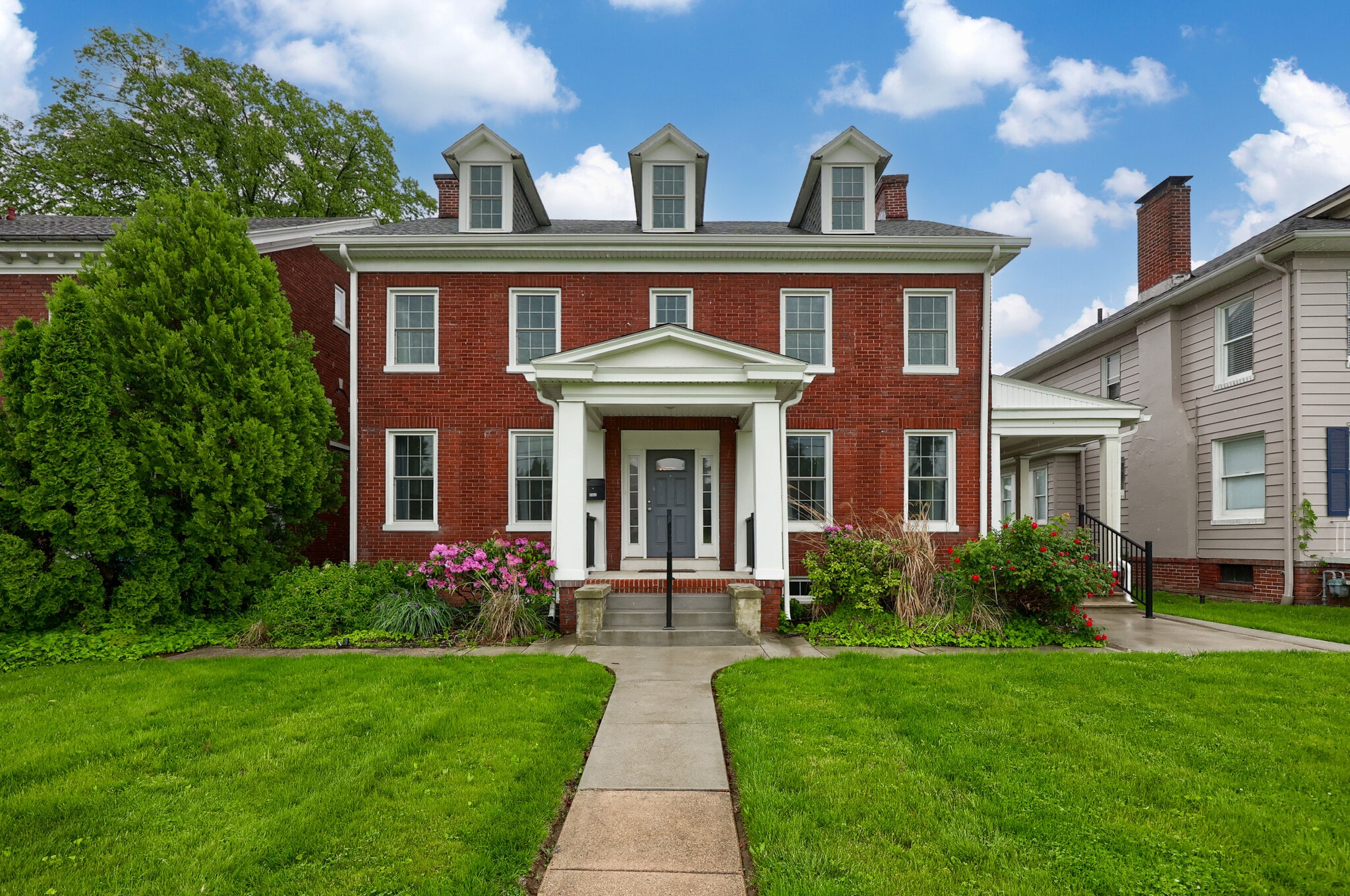 1512 E Market St, York, PA for Sale
