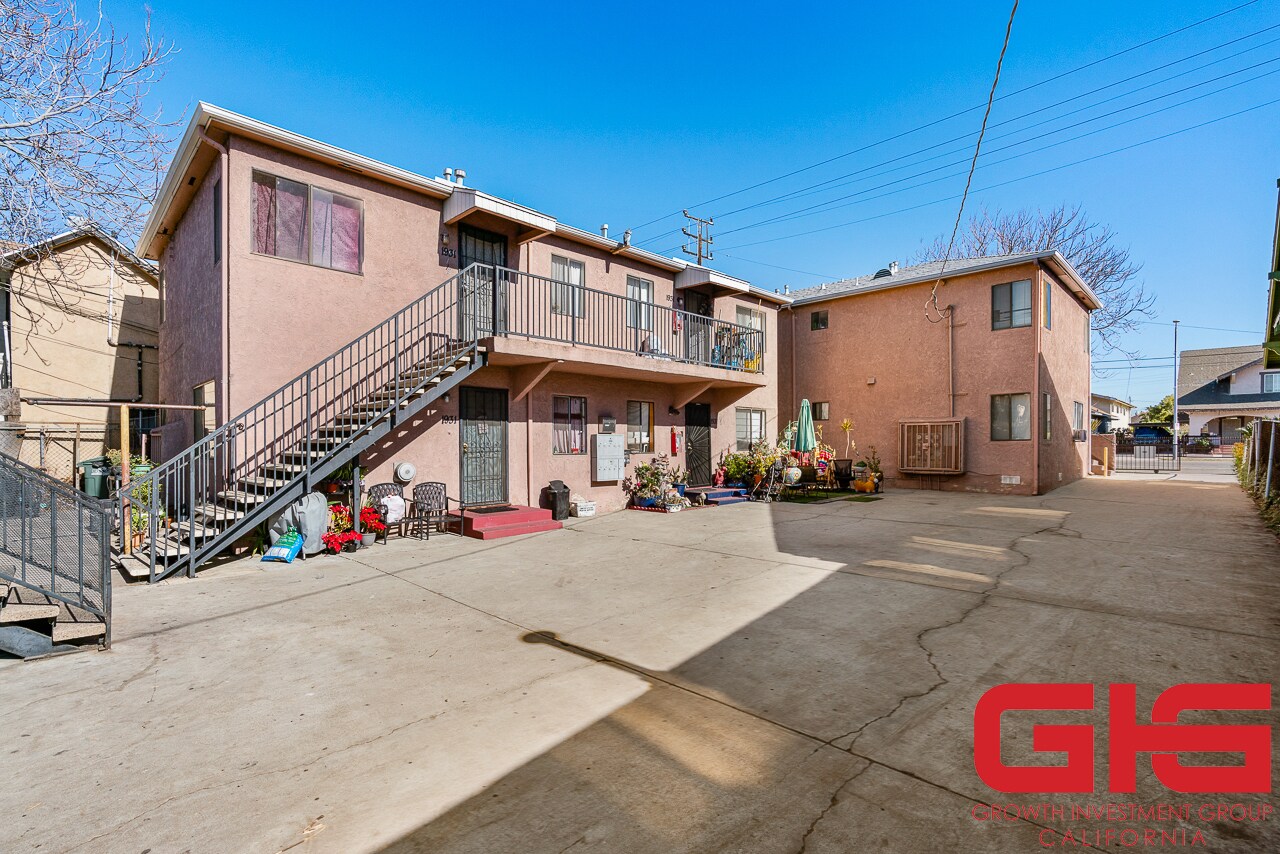 1927-1933 Griffin Ave, Los Angeles, CA for Sale