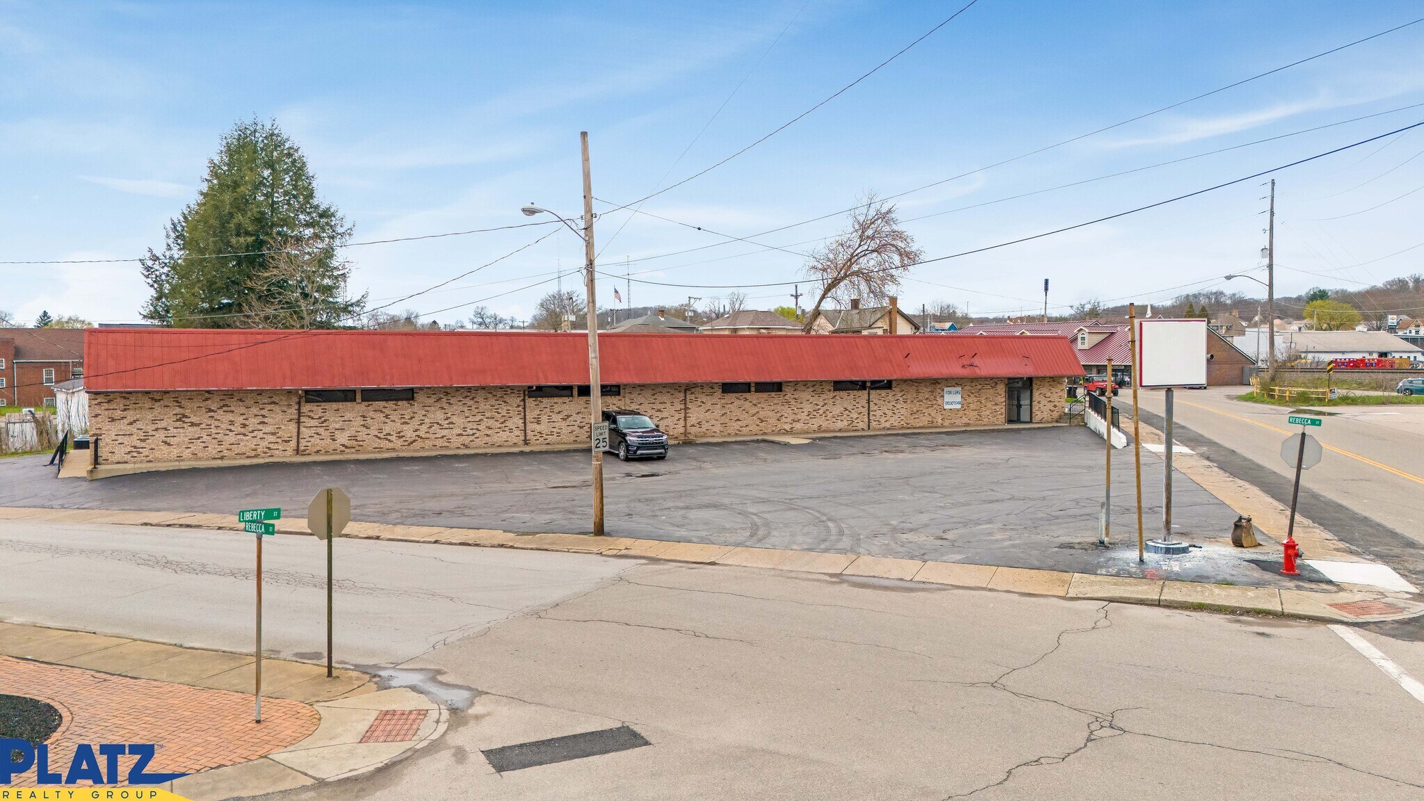 125 E Taggart St, East Palestine, OH for Sale