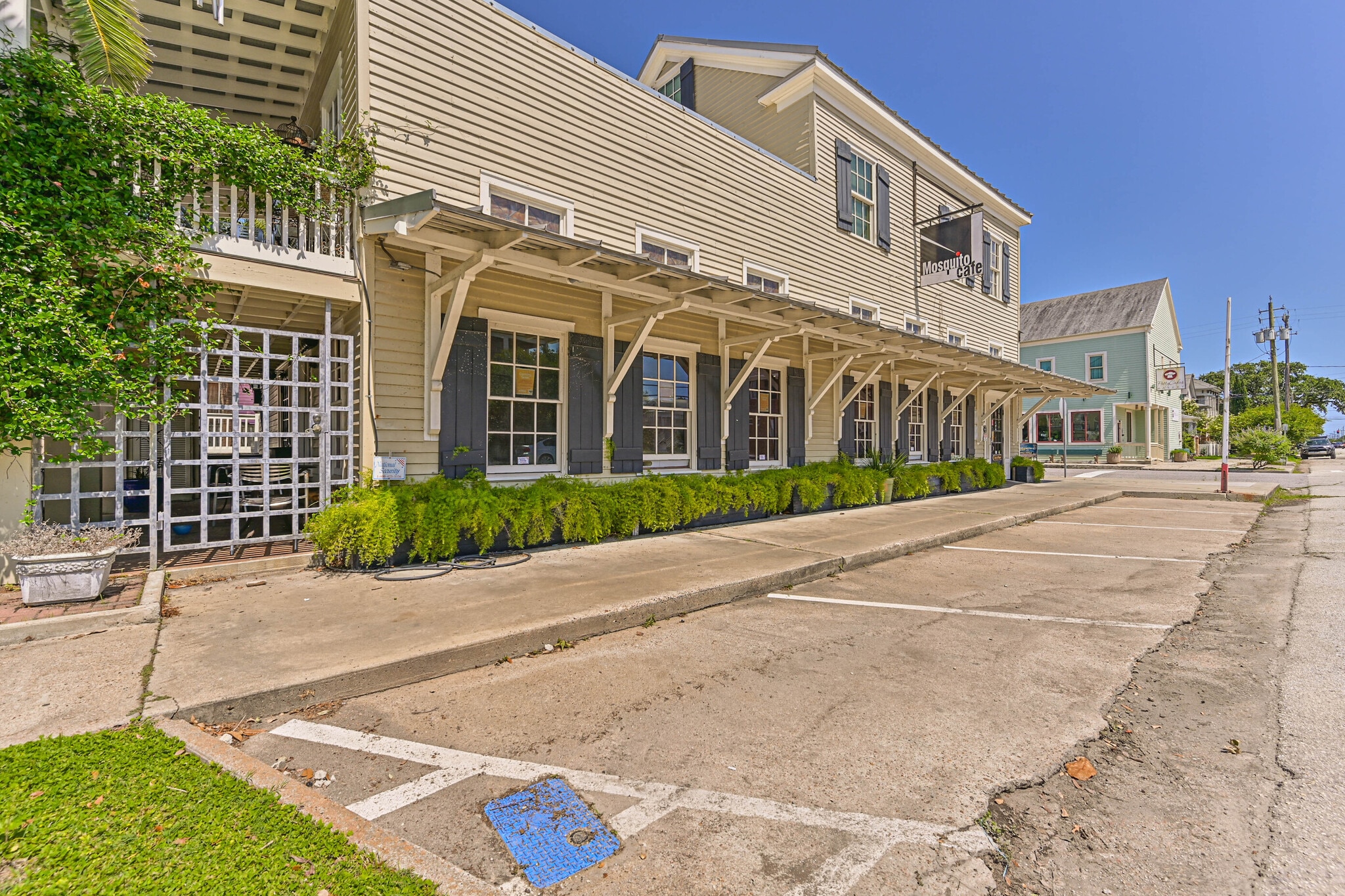 628 14th St, Galveston, TX for Sale