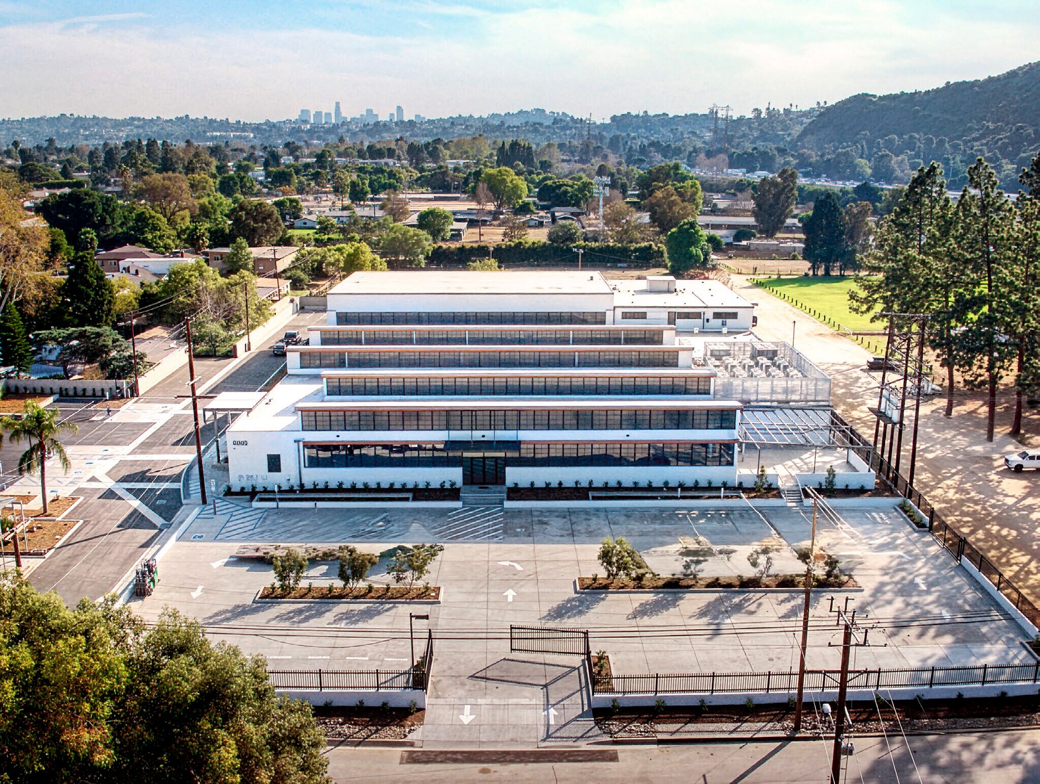 4000-4010 Chevy Chase Dr, Los Angeles, CA for Rent