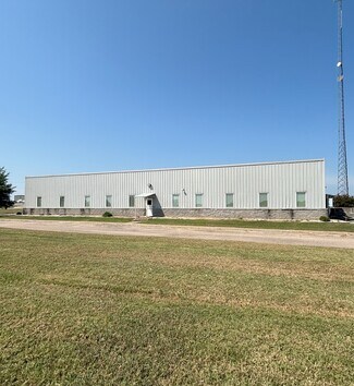 Groesbeck, TX Warehouse - 301 W Longbotham Dr