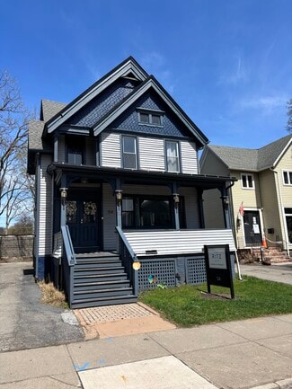 Rochester, NY Storefront Retail/Residential - 54 Park Ave