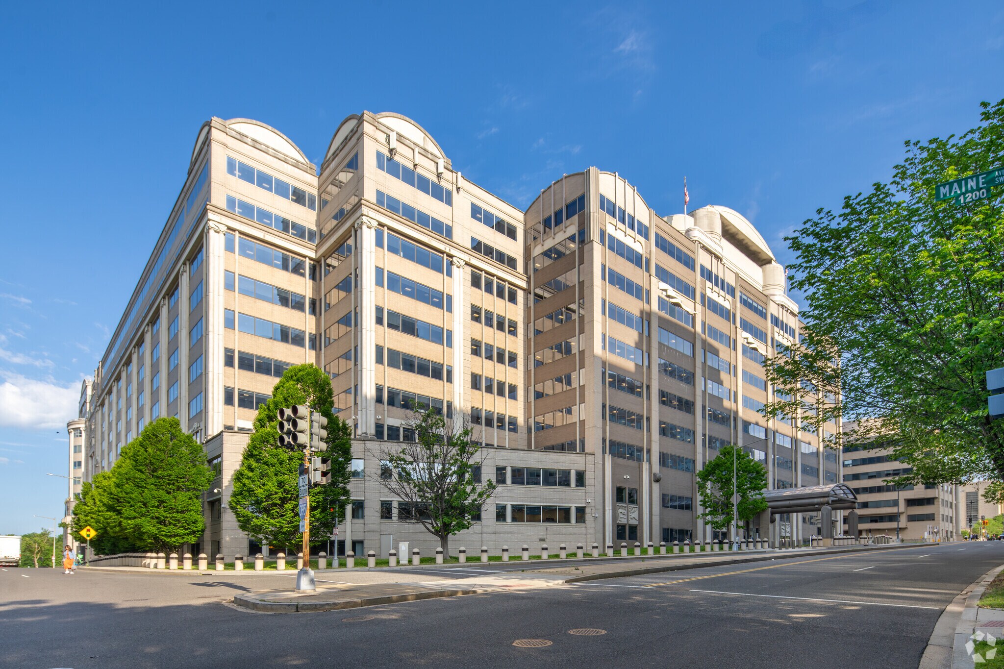 445 12th St SW, Washington, DC for Rent