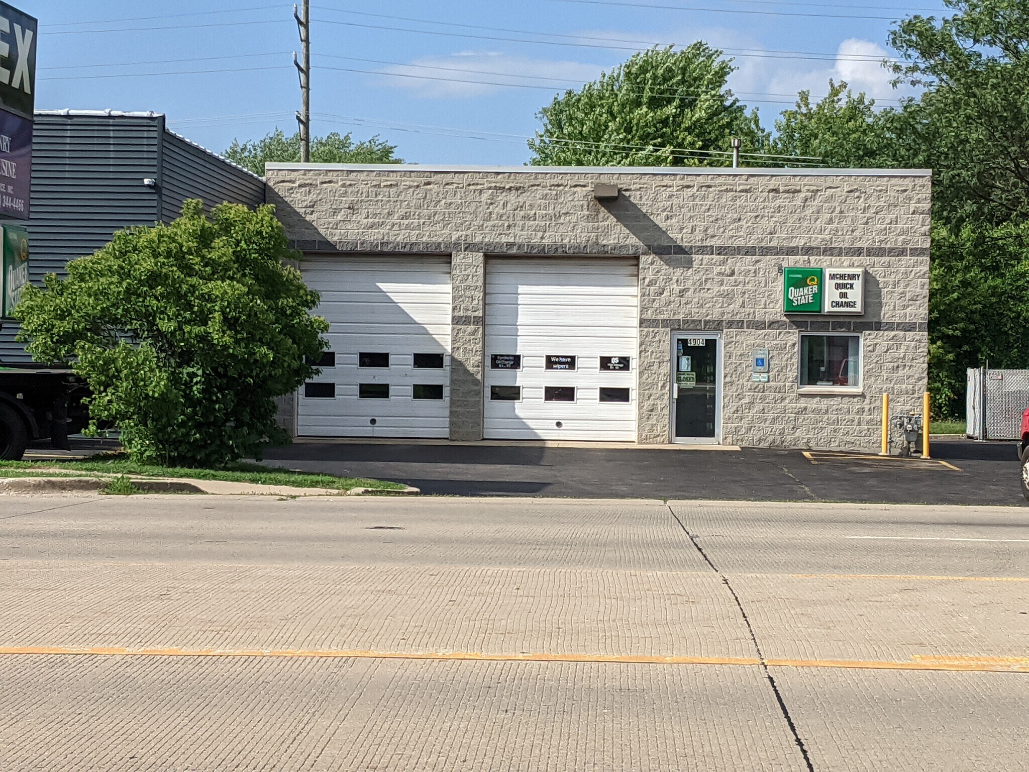 4904 W Elm St Mchenry, IL 60050 Industrial Property for Sale on