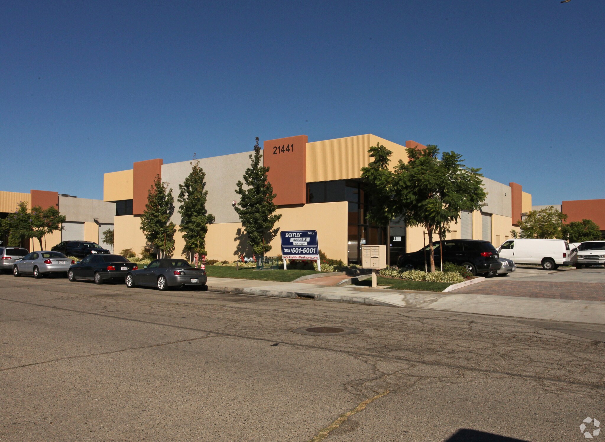 21441 Osborne St Canoga Park, CA 91304 Industrial Property for Lease