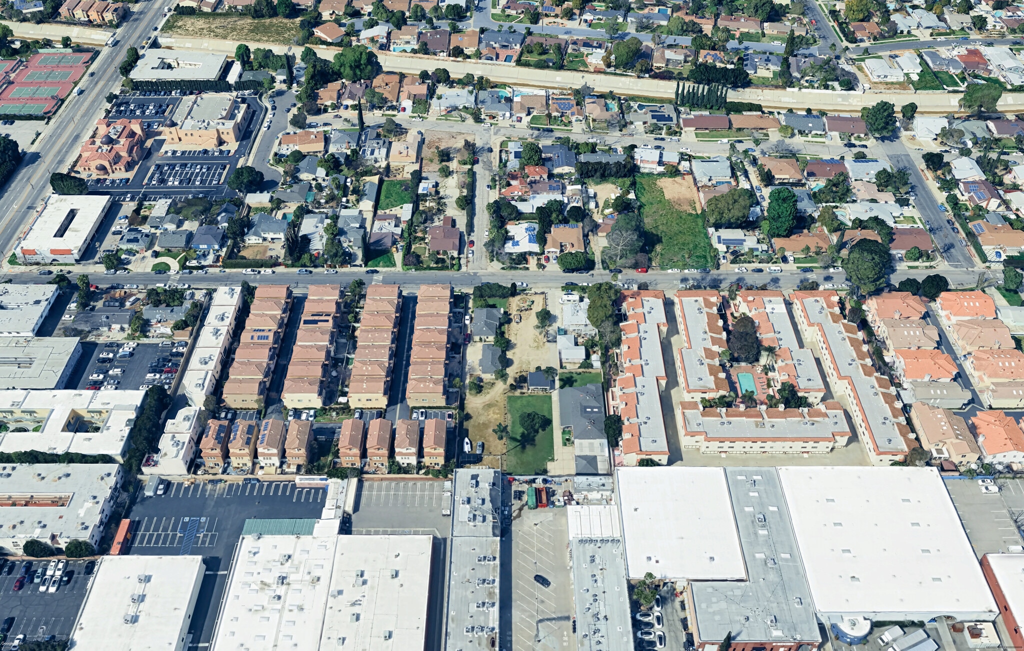 6904 De Celis Pl, Van Nuys, CA for Sale