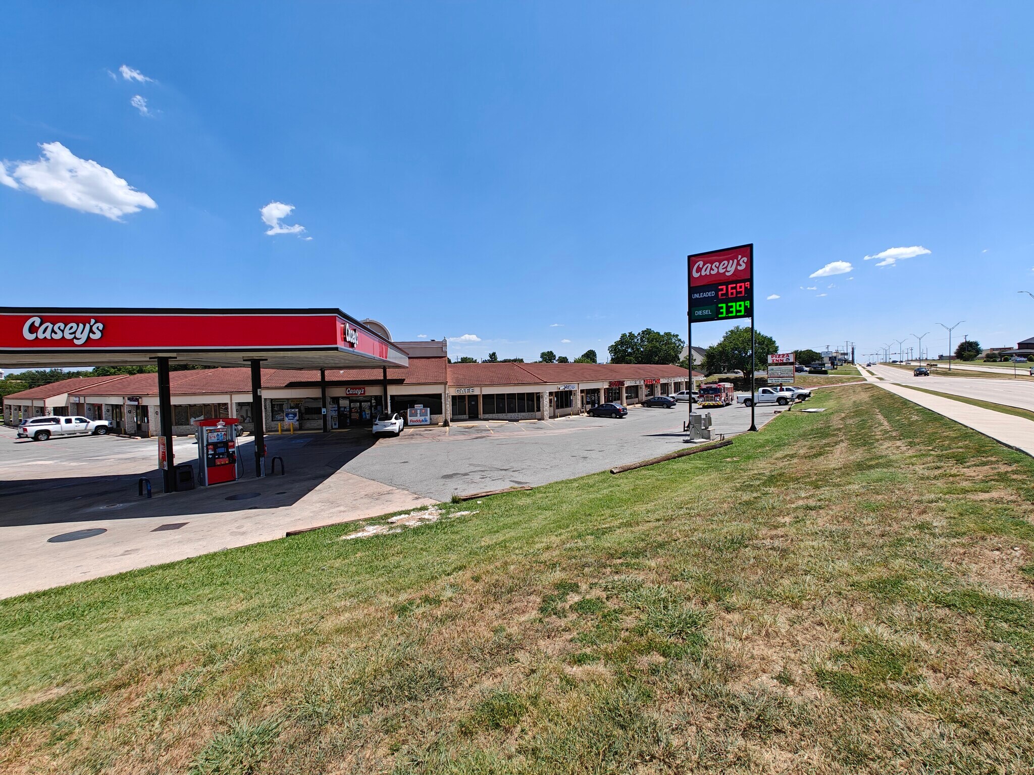 2121 N FM 1417, Sherman, TX for Sale