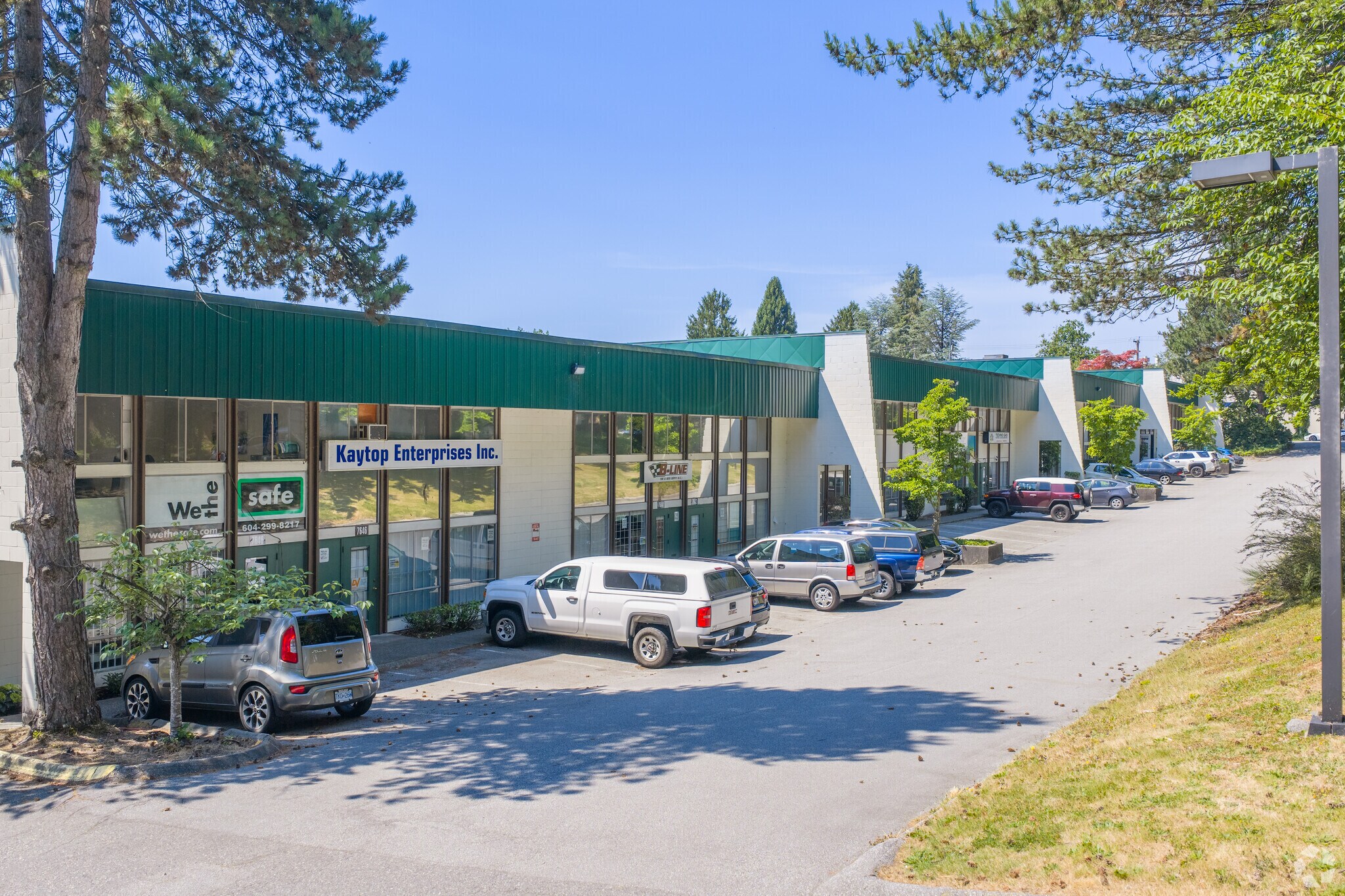 7618-7648 Winston St, Burnaby, BC for Rent