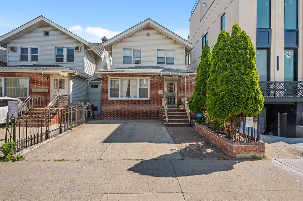 1817 63rd St, Brooklyn, NY for Sale