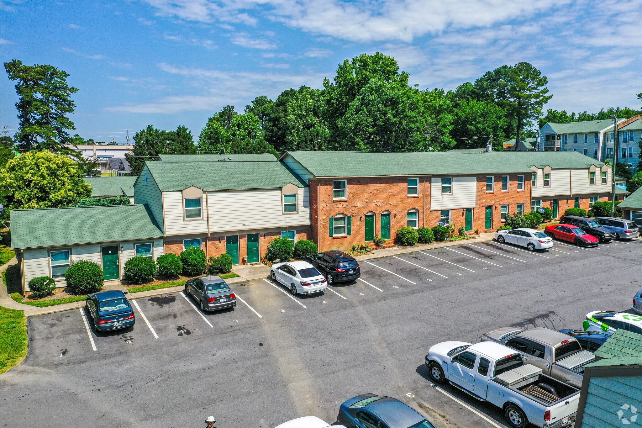 1357 Sharon Rd W, Charlotte, NC for Sale