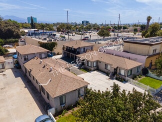 Santa Ana, CA Apartments - 411 N Eastwood Ave