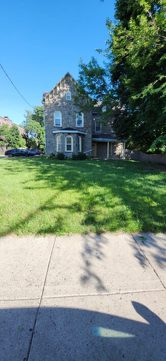 Philadelphia, PA Assisted Livings - 723 E Church Ln