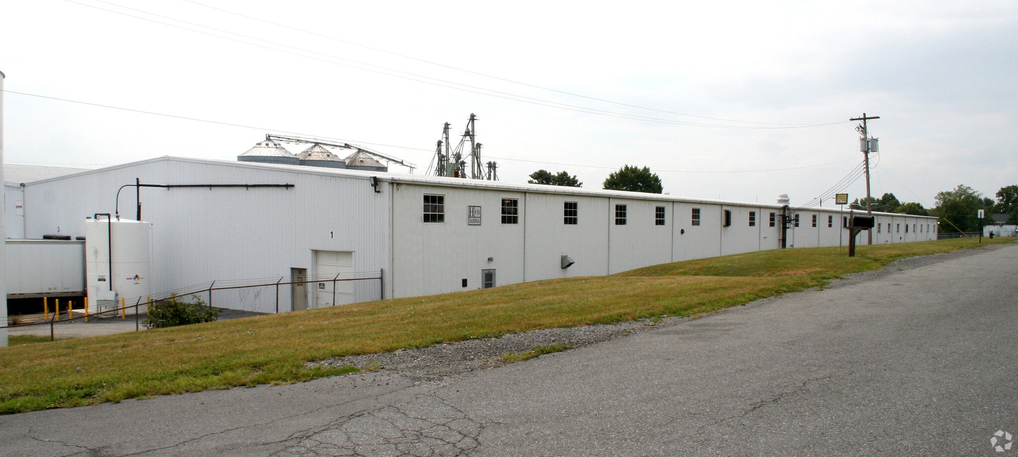 19224 Longmeadow Rd, Hagerstown, MD for Sale