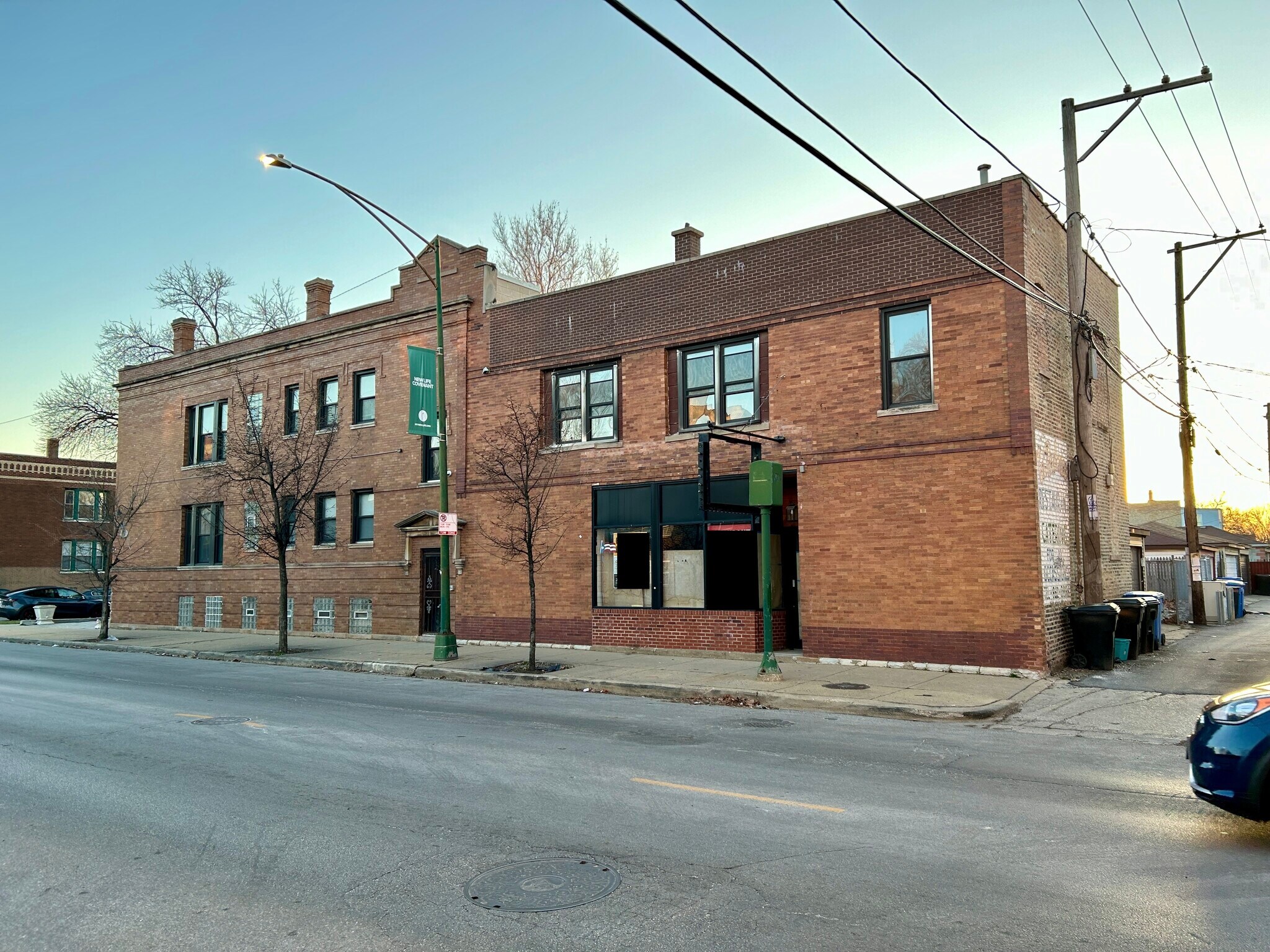 3400 W Evergreen Ave, Chicago, IL for Rent